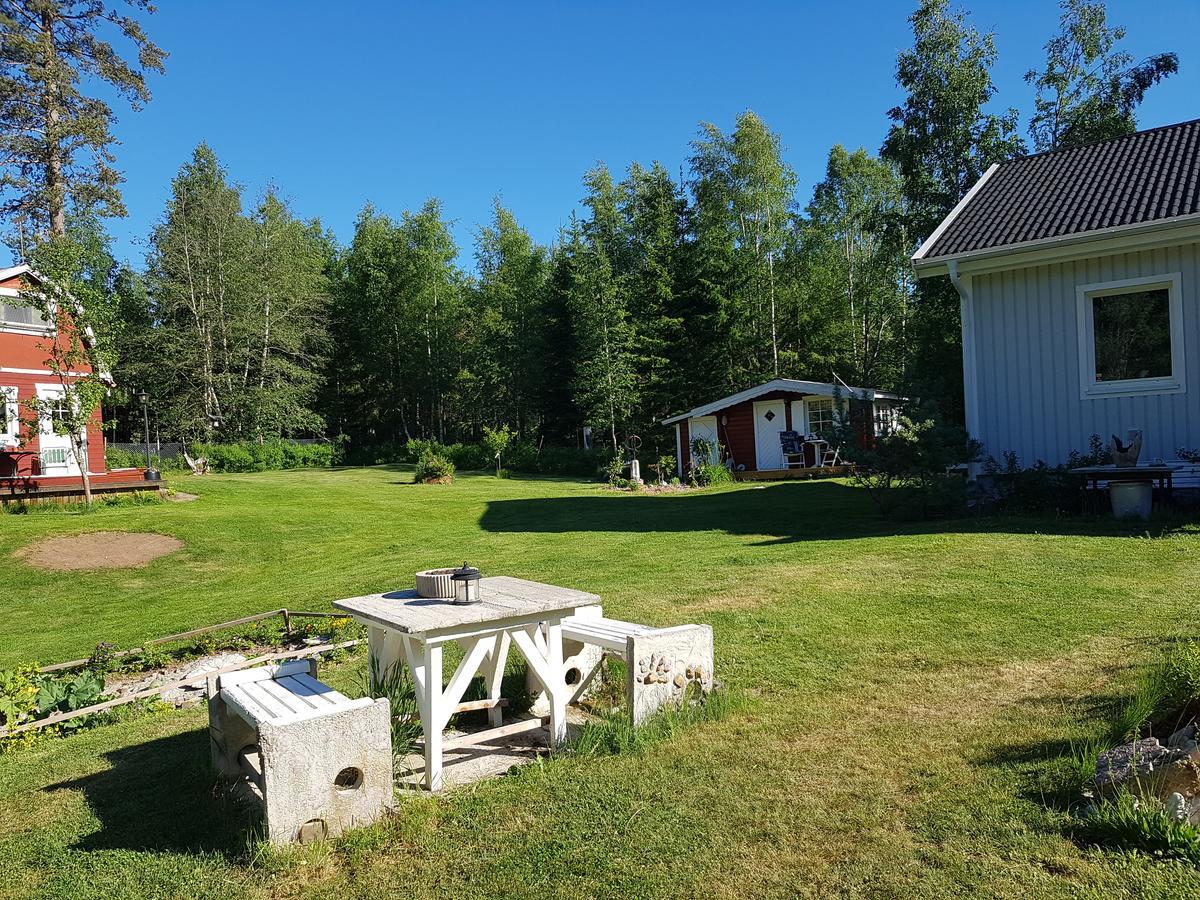 Hyttingsfabodstugor Borlänge Extérieur photo